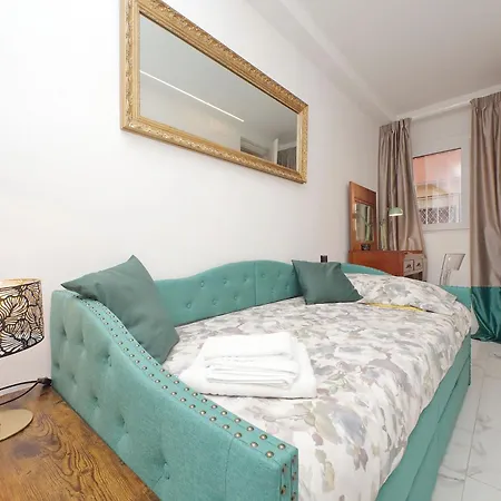 Duplex Elegante A 2 Min Dal Vaticano E Dalla Metro * Rom