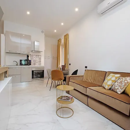 Duplex Elegante A 2 Min Dal Vaticano E Dalla Metro * Řím