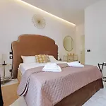 Duplex Elegante A 2 Min Dal Vaticano E Dalla Metro Apartment Rome
