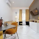 Apartment Duplex Elegante A 2 Min Dal Vaticano E Dalla Metro Rome